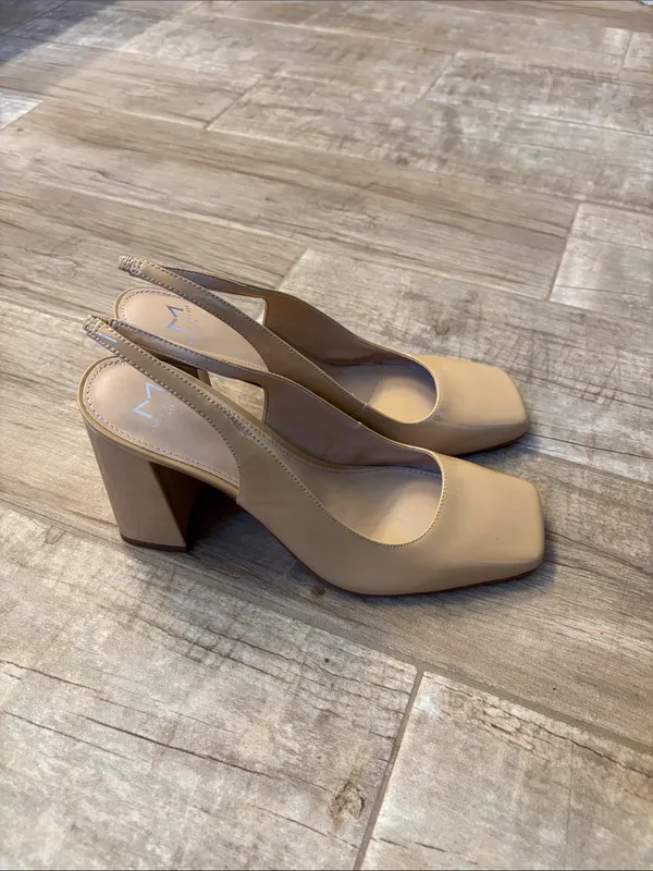 Marc Fisher Beige Patent Slingback Block Heel Pumps - Image 3