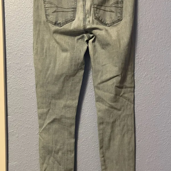 Size 4 American Eagle Distressed Ripped Light Wash Denim Jeans Jeggings Next Lev - Image 6