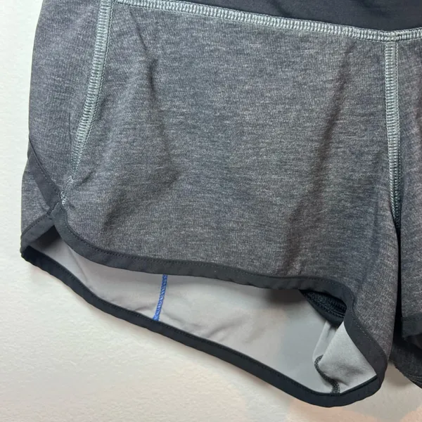 Lululemon 3" Speed Up Shorts Heathered Black / Black / Lakeside Blue Pocket Sz 4 - Image 3