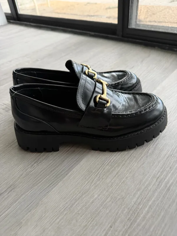 Steve Madden Chunky Black Loafers - Image 4