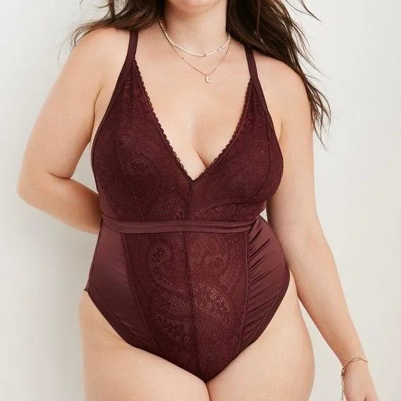 NWOT Aerie Burgundy Paisley Lace Bodysuit - Large - Image 3