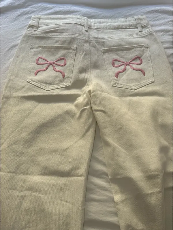 Edikted bow pocket low rise baggy jeans - Image 3