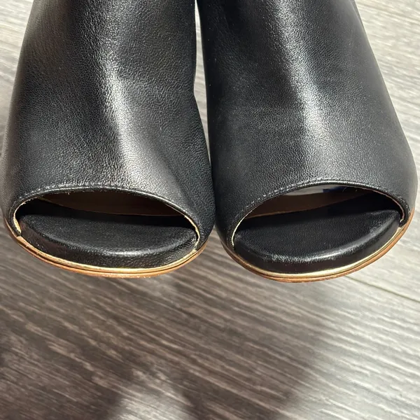 Coach Adrianna‎ Black Leather Peep Toe Bootie 6.5B - Image 7