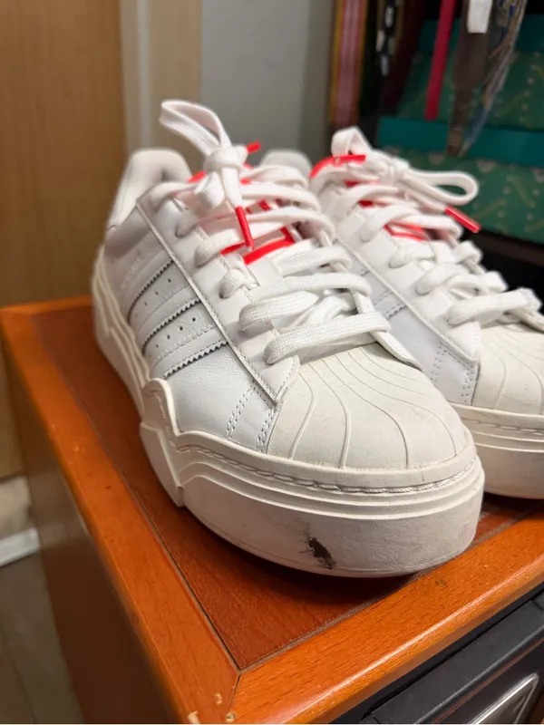 Adidas Superstar Bold White and Red Women’s Platform Sneakers. Size: 7 - Image 3