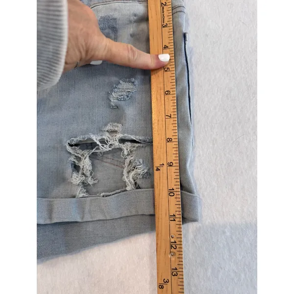 Aero Super High Rise Midi Distressed Denim Shorts Light Wash Button Fly‎ Size 4 - Image 4