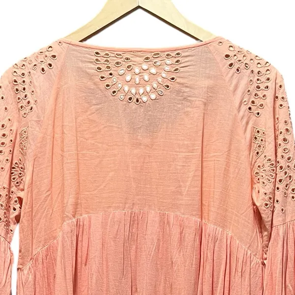 Free People Sea Of Love‎ Eyelet Blouse Size Small Sun Blush - Image 9