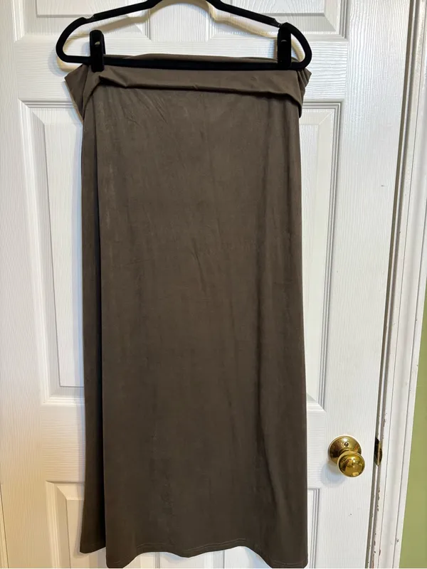 Maurice's Olive/Hunter Green Fold-Over Maxi Skirt - Image 5