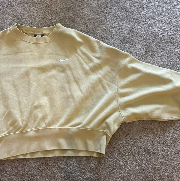 Nike Phoenix Oversized Cropped Crewneck - Image 2