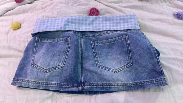 Blue plaid jean skirt Size M - Image 3