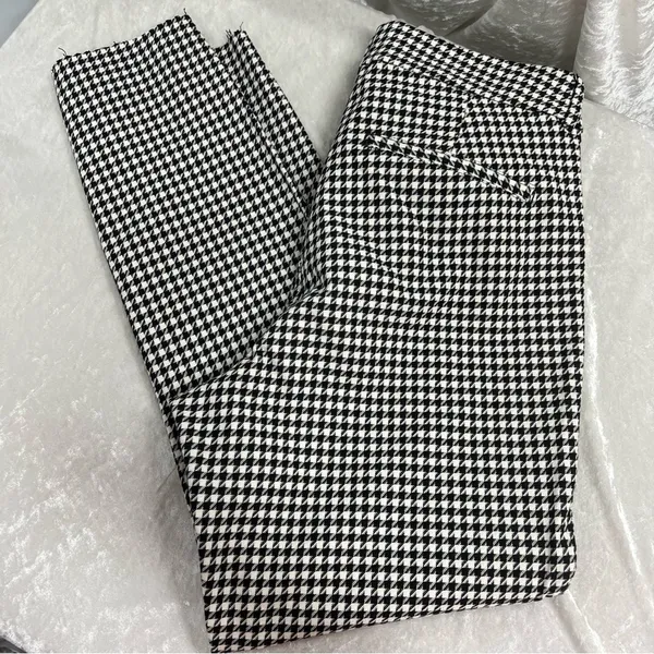 Old Navy 8 high rise pixie checkers pants black white FLAWED - Image 13