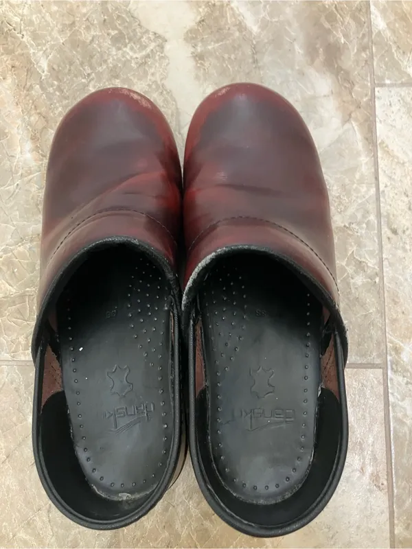 Dansko Professional Burgandy Clog 38 US 7.5 - Image 6