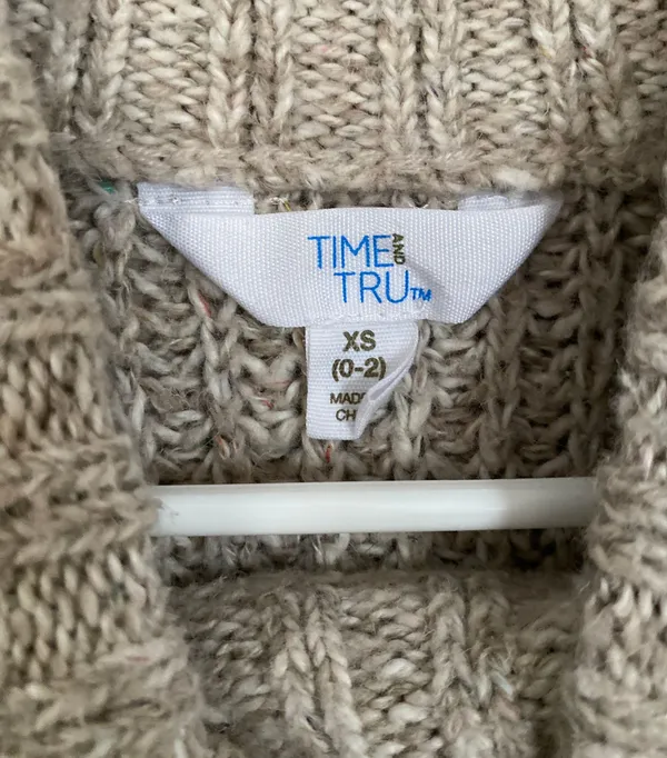 Time & Tru Knit Crop Sweater - Image 2