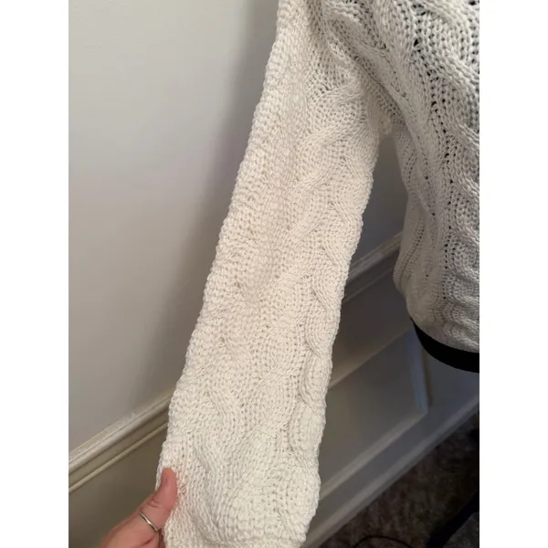 Vigoss Women's Cream White Cable Knit Pullover Sweater Crew Neck Cozy Preppy - Image 4