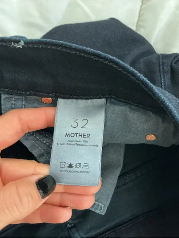 Mother Mid Rise Dazzler Ankle Fray jeans Holding Hands 32 - Image 13