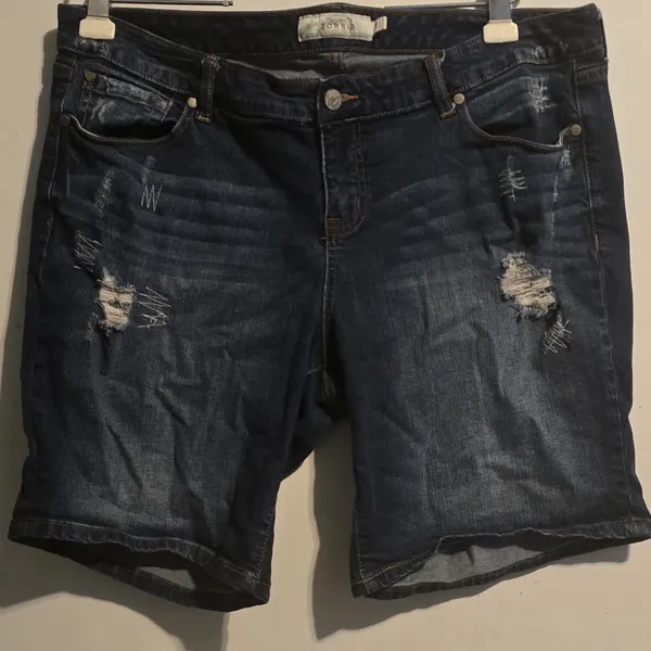 torrid Dark to Medium Wash Distressed Denim Bermuda Shorts - Image 3