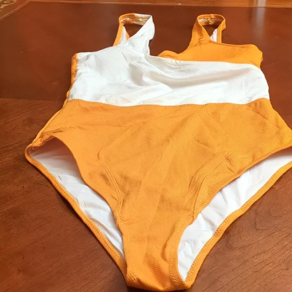 Cupshe | Burnt Orange Color Block One-Piece Size M - Image 4