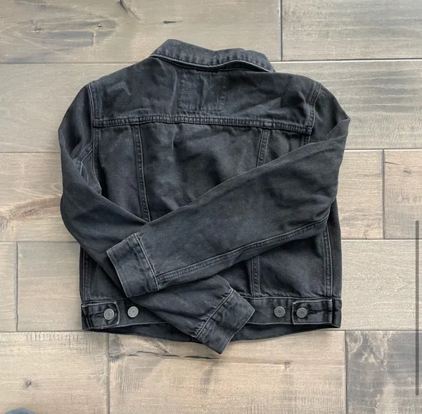 Garage Cropped Denim Jacket - Image 6