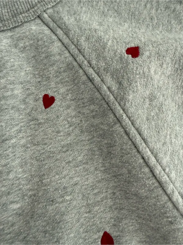 Universal Thread Gray Crewneck Sweatshirt with Red Heart Motif - Image 3