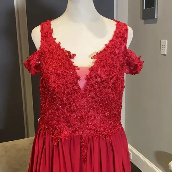 Women’s A-Line Cap Sleeve Bridesmaid Prom Party Dress with Leg Slit Size L NWT - Image 2