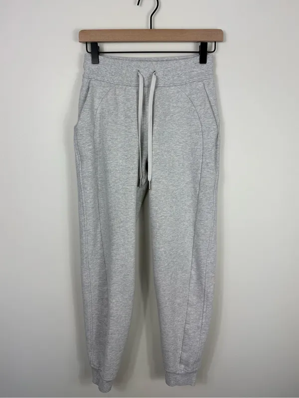 Lululemon Scuba Joggers Sweatpants Women’s Size 2 Light Heather Gray Lounge - Image 3