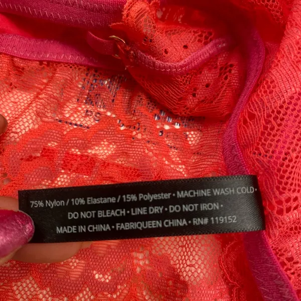 Urban outfitters Lace Bralette in Vibrant Red size medium - Image 6
