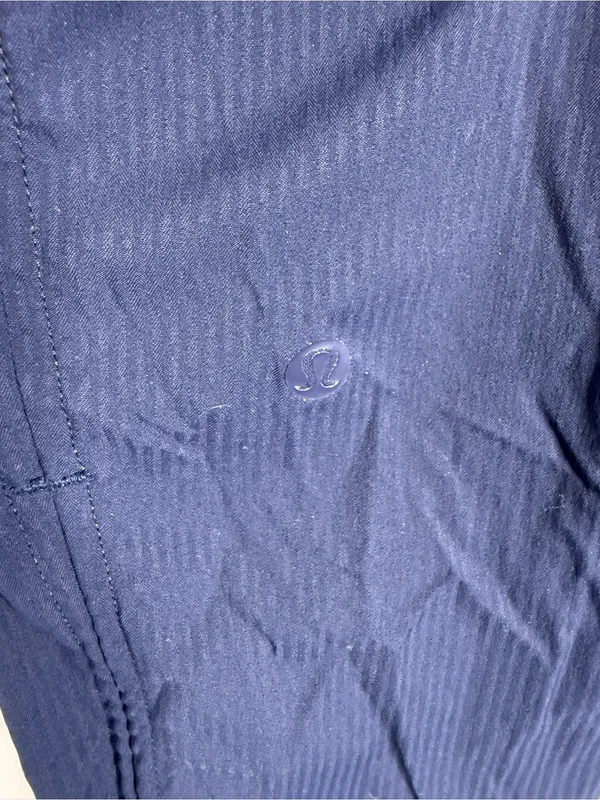 Lululemon Dance Studio Crop Pants Size 4 Navy Blue 26” Inseam - Image 3