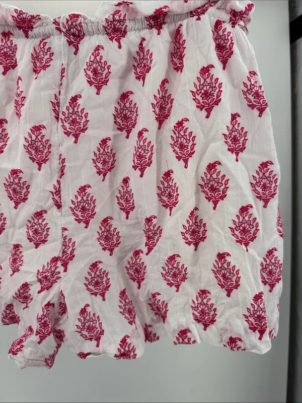Roller Rabbit x Target side tie beach pull on White Fuchsia Floral Print shorts - Image 4
