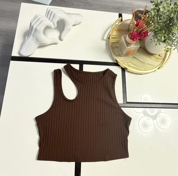 Sheila Fajl ✨ SHEIN Women’s Brown Ribbed Cutout Crop Tank Top – Size Small 🤎 - Image 6