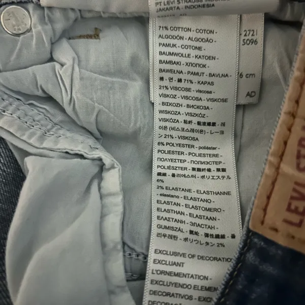 Levis Blue Skinny Jeans with Distressed Details - Image 3