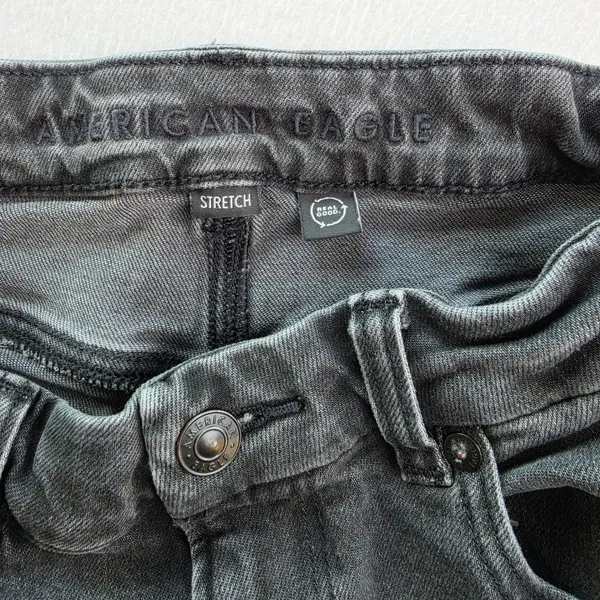 American‎ Eagle Womens High Waisted Mom Jeans Washed Black Stretch 10 Long - Image 4