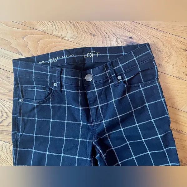 Ann Taylor LOFT Navy White Windowpane Plaid “Modern Ankle Skinny” Jeans Sz 25/0 - Image 3