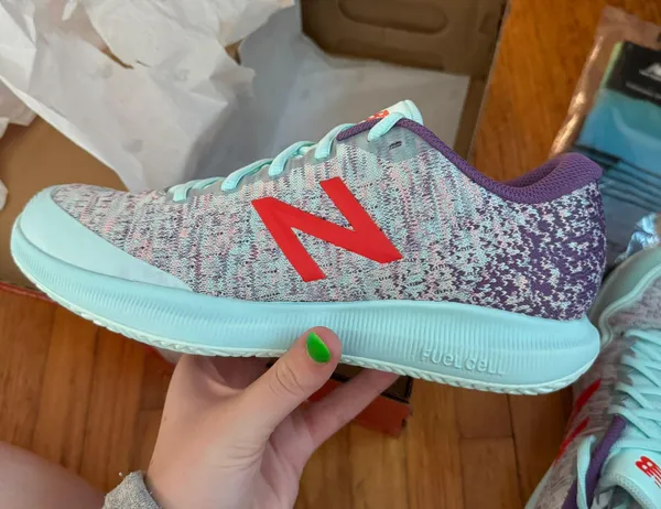 New Balance Tennis Shoes - Image 6