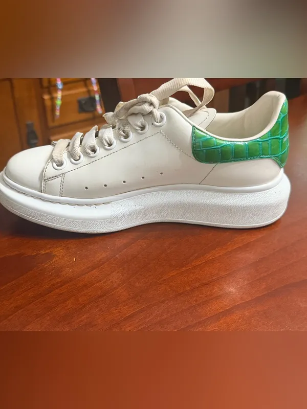 Alexander McQueen White Leather Platform Sneakers with Green Croc Heel - Image 6