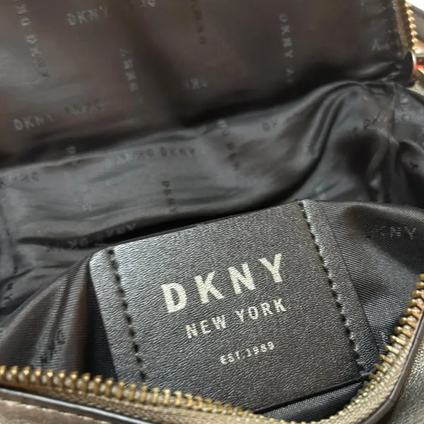 Vintage Gxn-metal Grey DKNY Tilly leather backpack with adjustable straps - Image 7