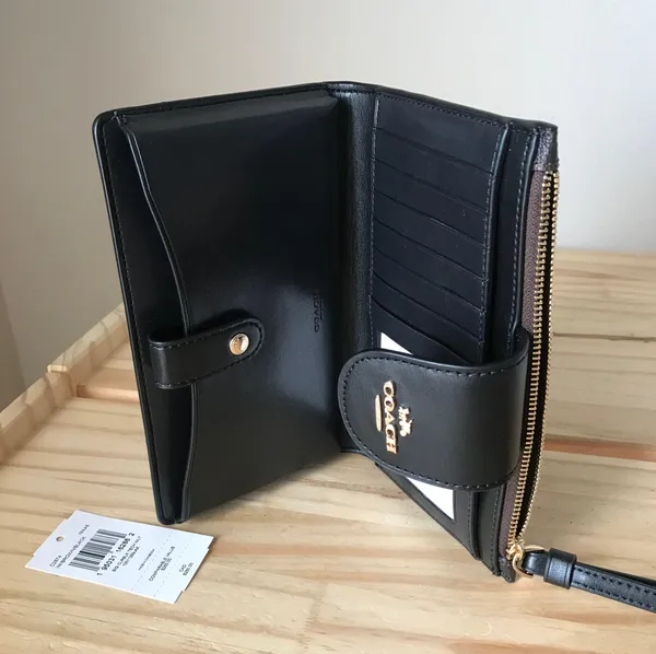 Coach Wallet - Image 4