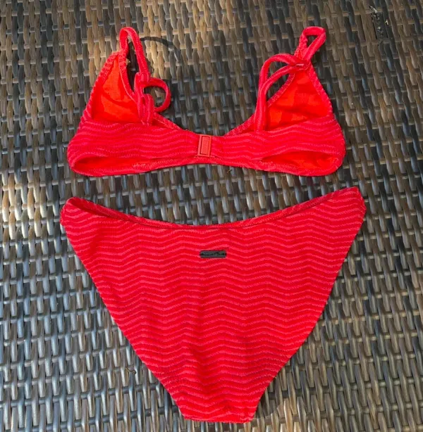 Triangl Bikini - Image 4