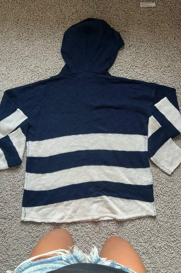 Navy And White Sweater Blue Size M - Image 4