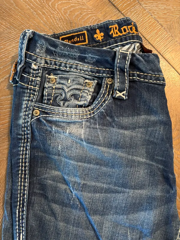Boot Cut - Image 3