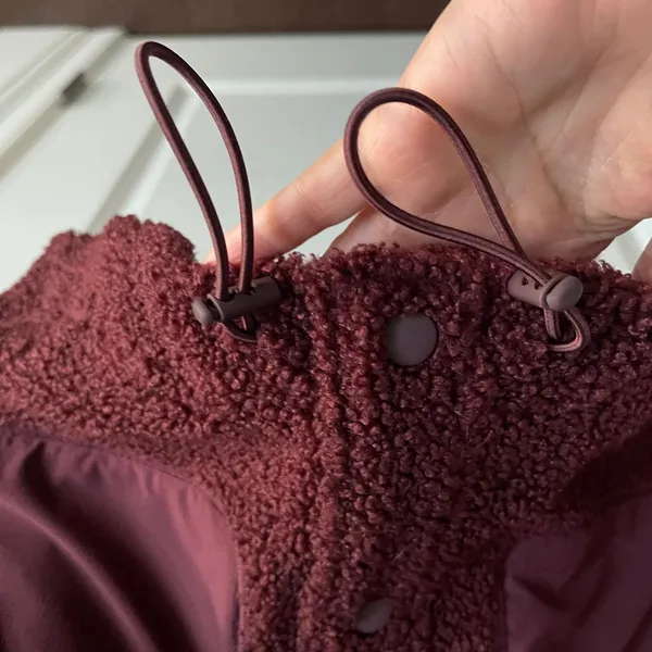 FLX Sherpa Fleece‎ Vest Burgundy Snap Front Pockets Drawstring Waist Womens Med - Image 6