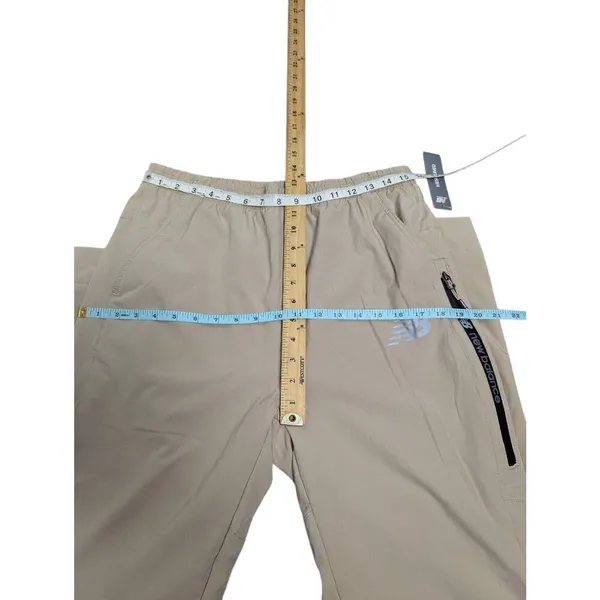New Balance men's all motion mesh lined joggers Large - Image 6