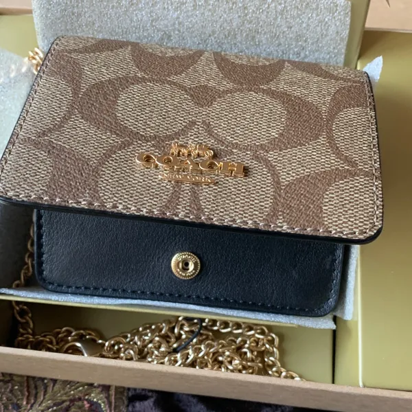 Authentic COACH Signature leather/coated canvas wallet on chain & 2 charms - Image 2