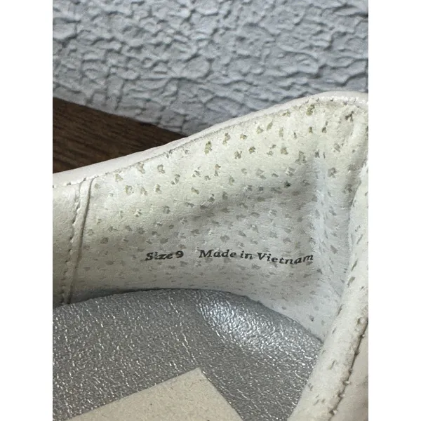 Dolce Vita Zina sneakers Women size 9 - Image 6