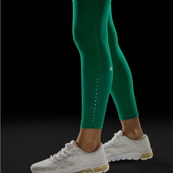 Lululemon Swift Speed High Rise 25” - size 2 - Image 4