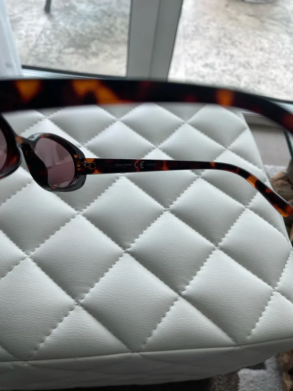 Amazon Oval Sunglasses - Image 5