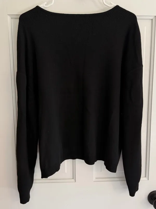 Daily Practice Black V-Neck Knit Sweater‎ Relaxed Drop Shoulder Women’s Large - Image 4