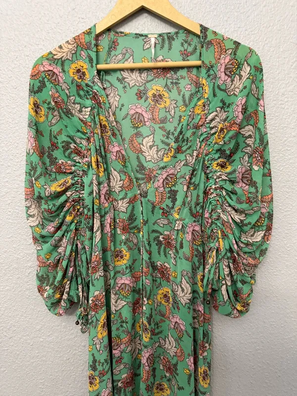 Free People Earthfolk Button Front Maxi Dress Size Small Ruched Sleeves V-neck - Image 3