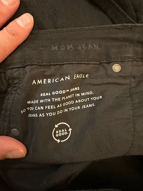 American Eagle Black Distressed Mom Jeans Size 4 - Image 9