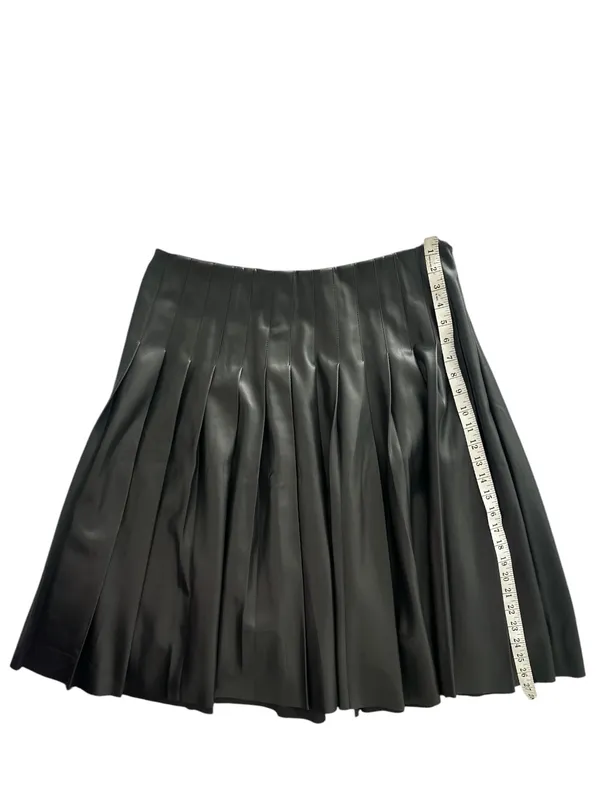Womens Black Pleated Midi Skirt - Classic Chic - Image 3