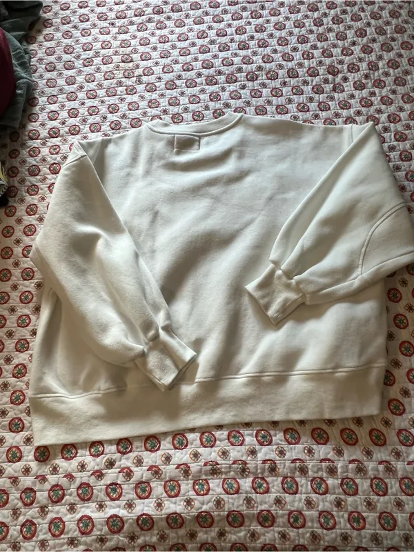Judith March ‘Bride’ Patched Sequin Crewneck Sweater size medium retails $150 - Image 5