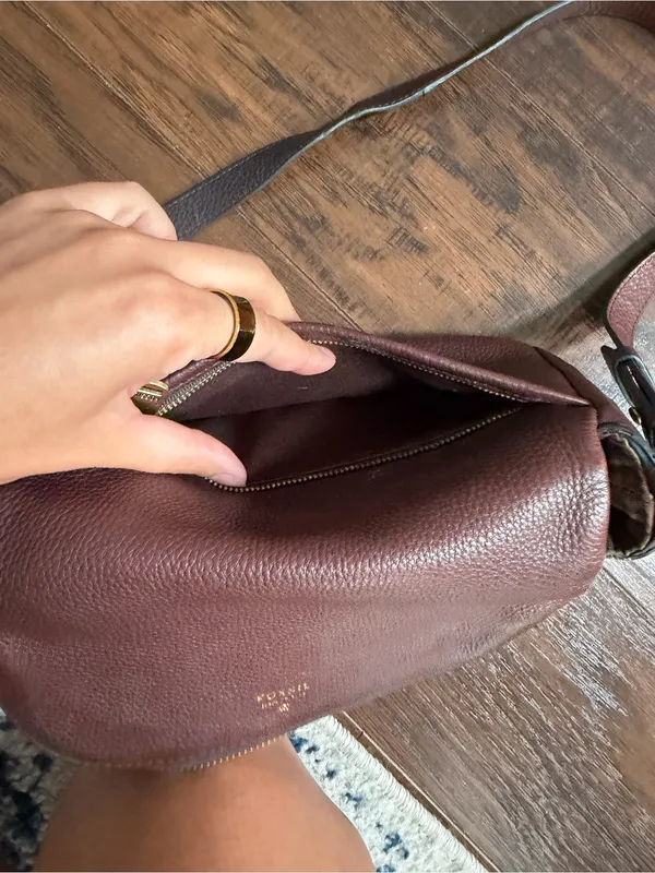 Fossil Women's Pebbled Leather Crossbody Bag - Image 4